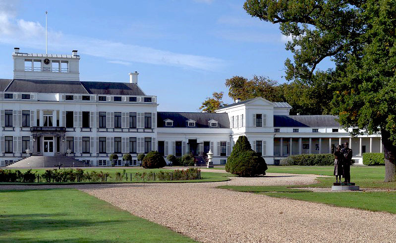 Soestdijk Palace Dutch the media