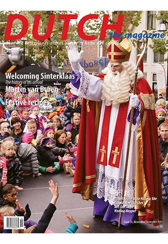 Dutch 2015 11 12 cover with Sinterklaas